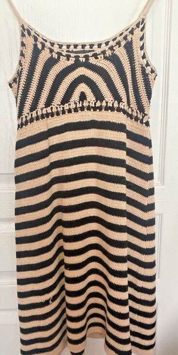 Miou Muse Dresses & Skirts - Miou Muse Black and Cream Knit Dress Size XS